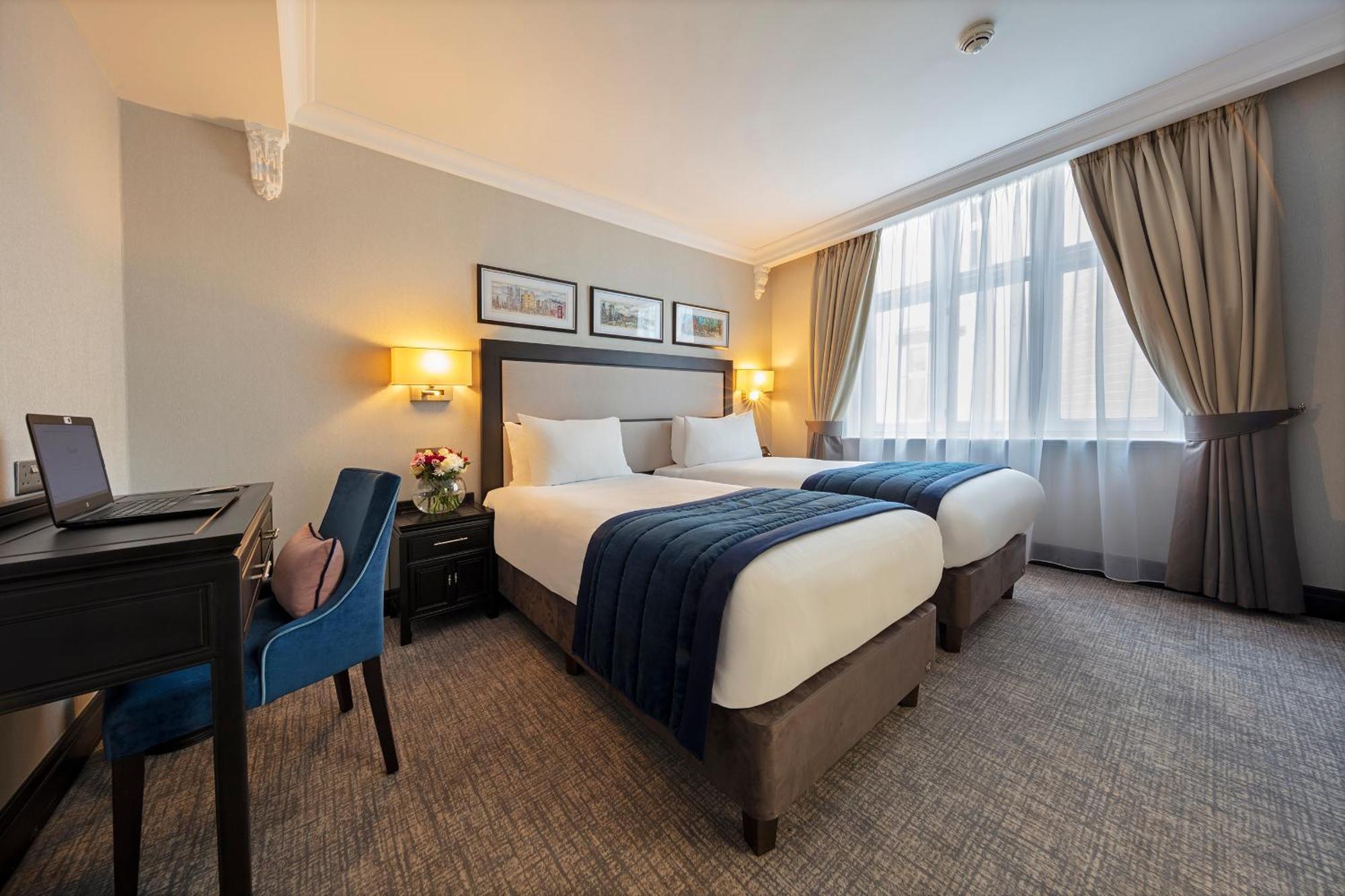 Wellington Hotel By Blue Orchid Londra Esterno foto