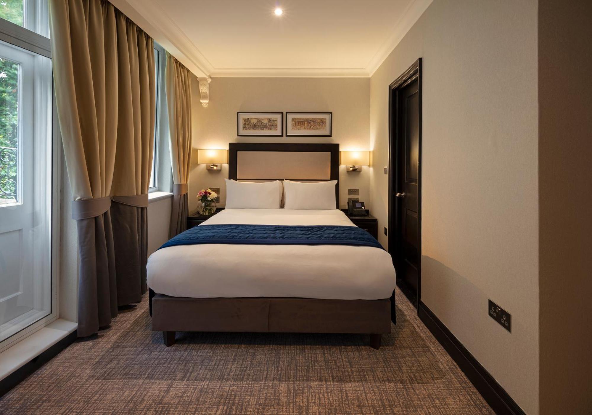 Wellington Hotel By Blue Orchid Londra Esterno foto
