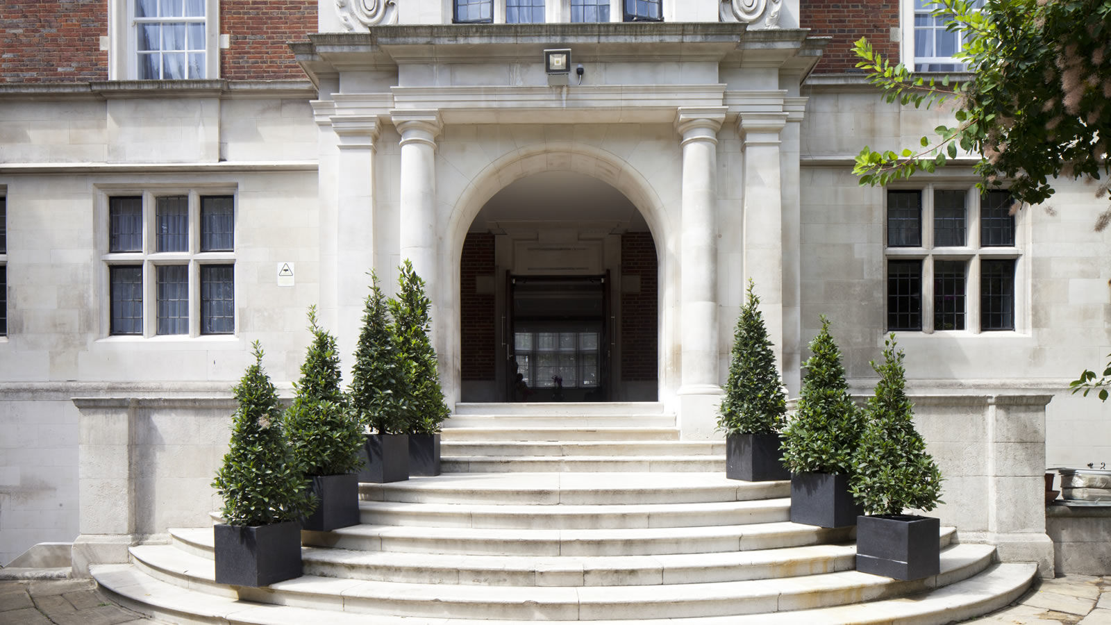 Wellington Hotel By Blue Orchid Londra Esterno foto
